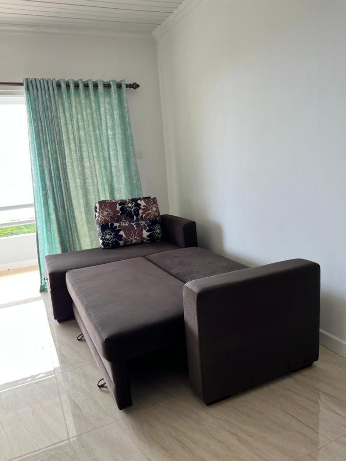 Western Ocean Breeze Self Catering Виктория Экстерьер фото